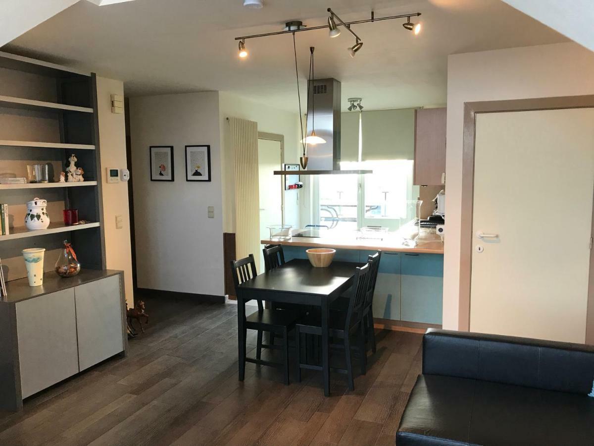 ترنهاوت Comfortabel Dakappartement Met Zicht Op Jachthaven المظهر الخارجي الصورة